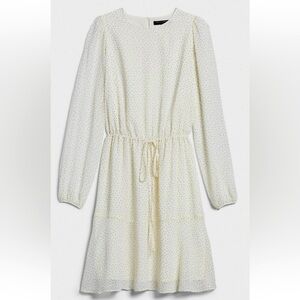 Banana Republic Factory white fit and flare dress - Size M